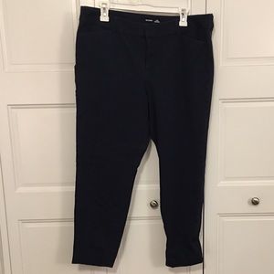 Old Navy - Pixie Pant (16)